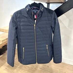 TOMMY HILFIGER LIGHTWEIGHT — Small